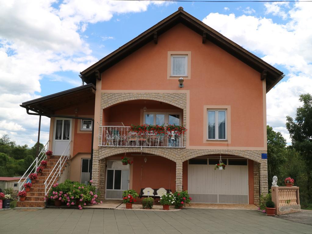 Apartment Luka Kuterevo Luaran gambar